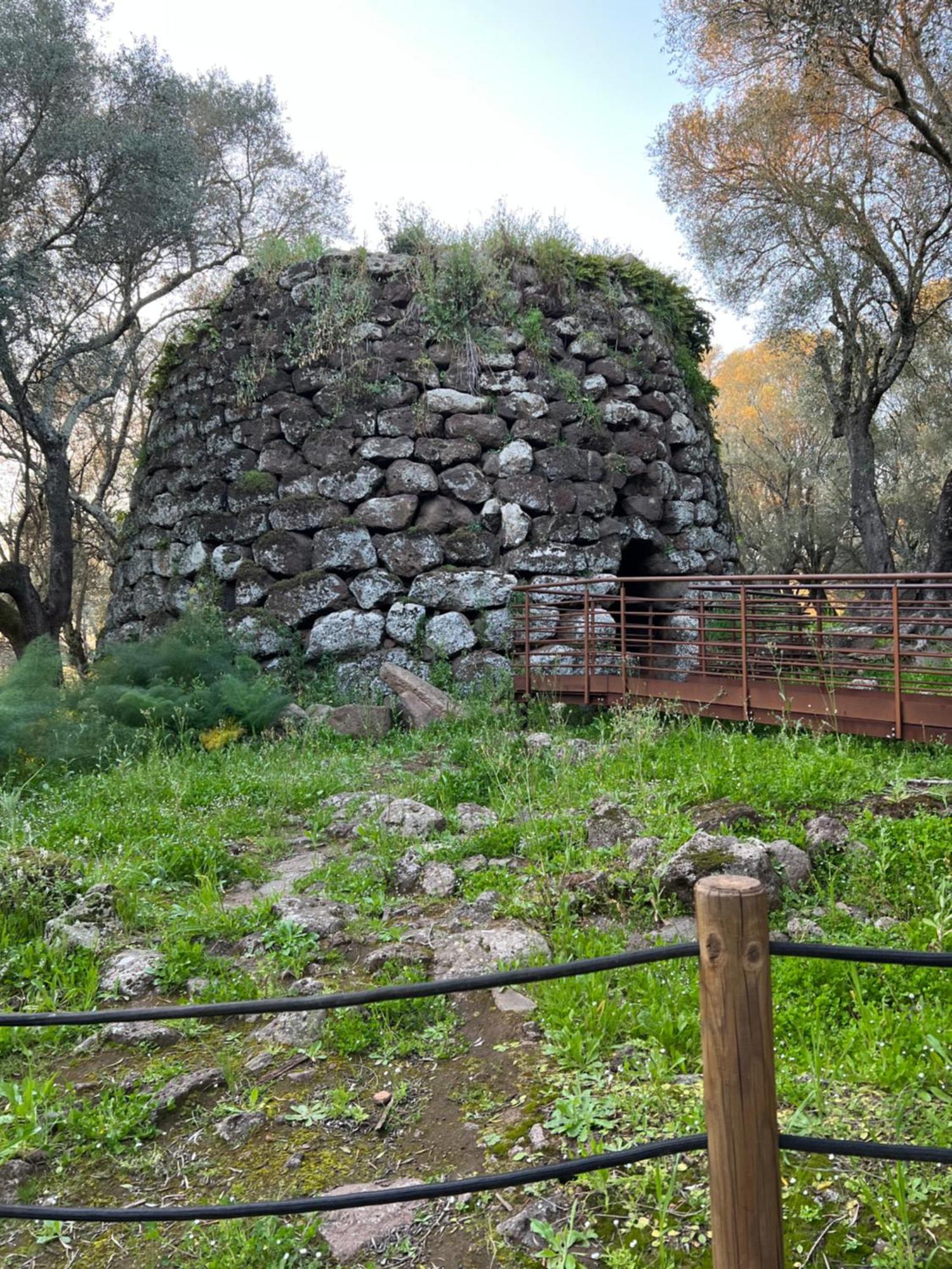 Muristene Pozzo Santa Cristina Paulilatino Eksteriør bilde